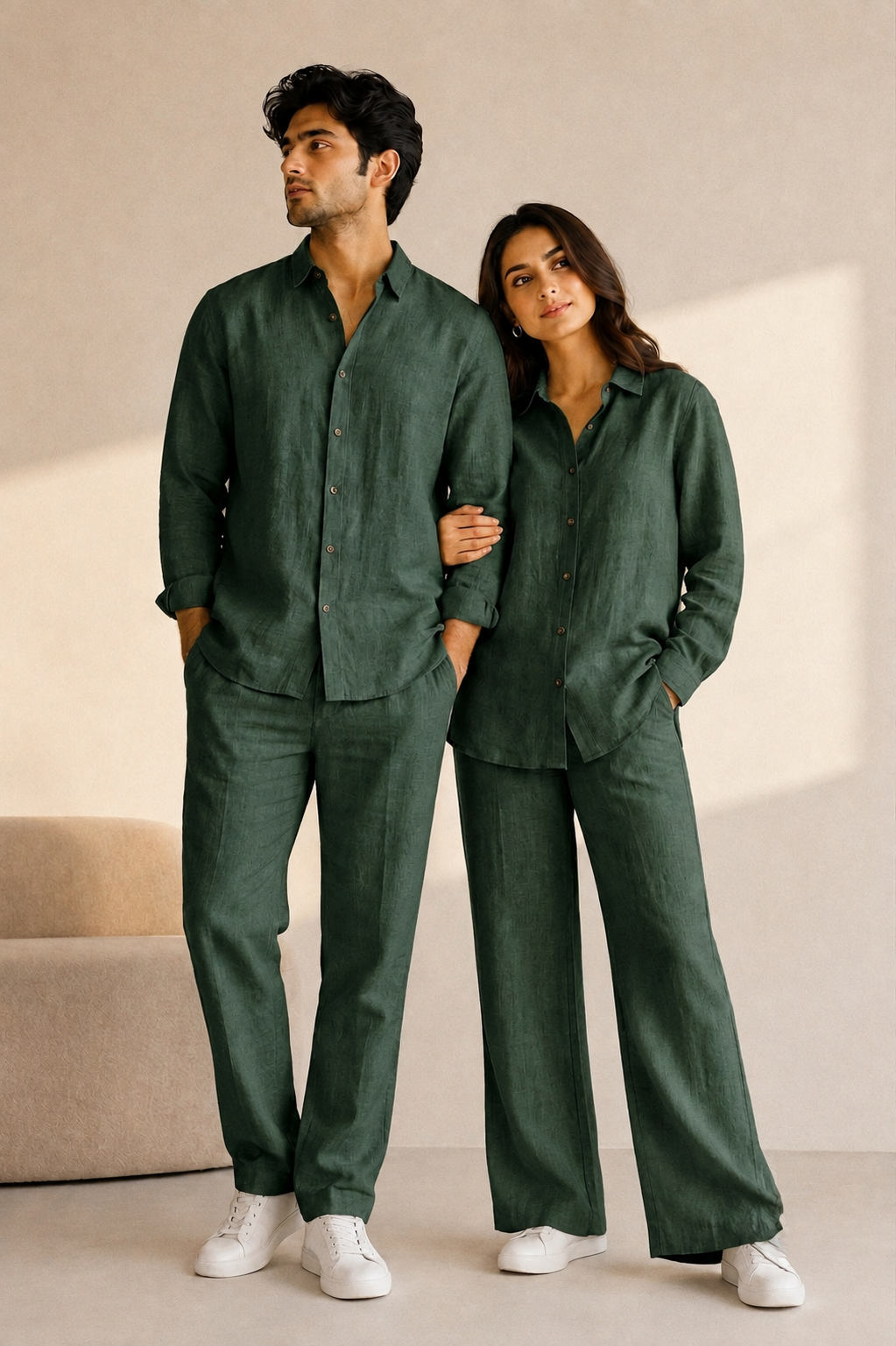 Twinning Hearts Top & Bottom Set Of Linen